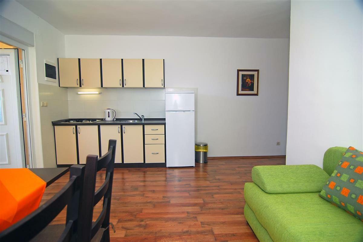 Apartmán Apartman Luca Zečevo Exteriér fotografie